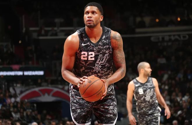 迷惊讶不已 迷惊讶不已