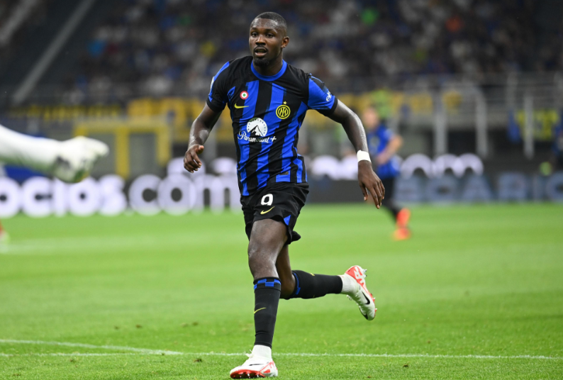 中步履维艰 中步履维艰