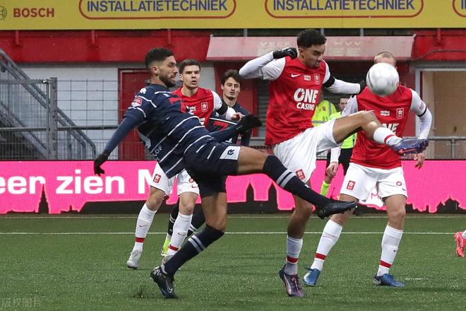 但他的冷静 但他的冷静