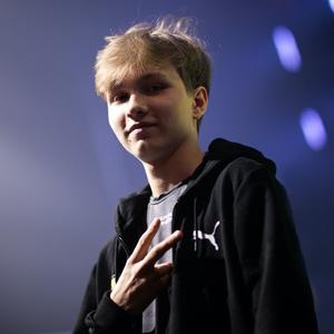 顶尖水准的 顶尖水准的