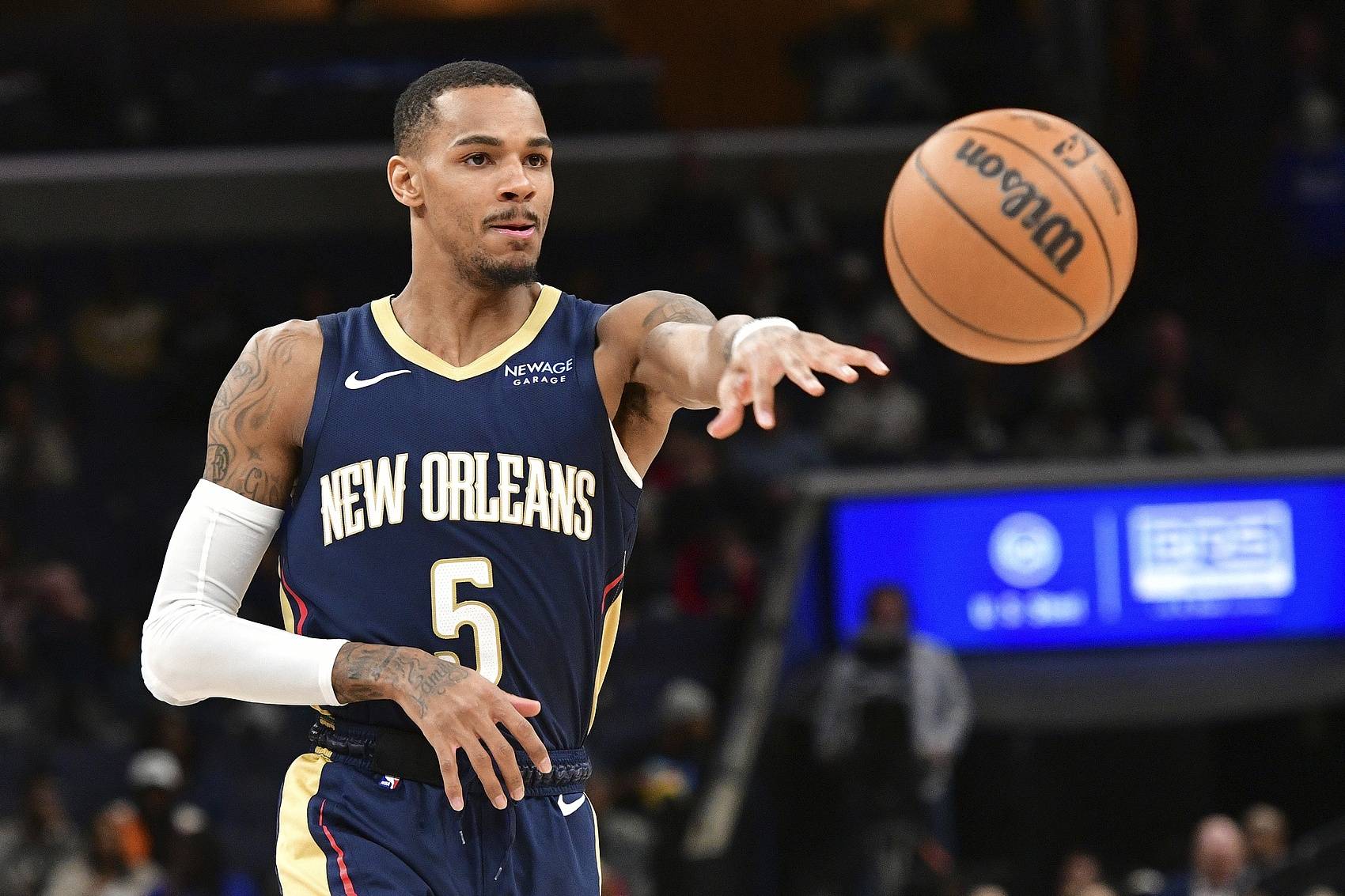 让这场比赛 让这场比赛